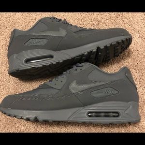 Nike Air Max, Mens Size 14, (Brand New)
